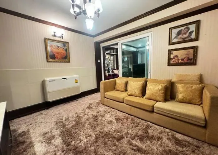 Apartment 曼谷独栋lat Phrao精品别墅 *