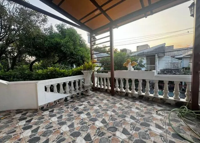 Apartment 曼谷独栋lat Phrao精品别墅 *
